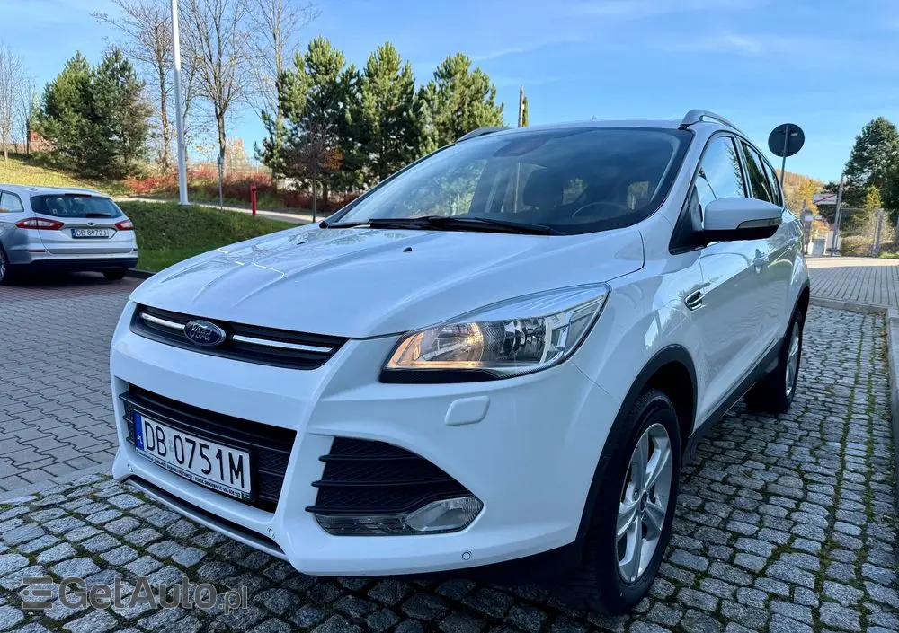FORD Kuga 1.5 EcoBoost 2x4 Titanium