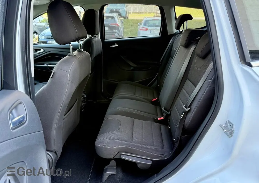 FORD Kuga 1.5 EcoBoost 2x4 Titanium