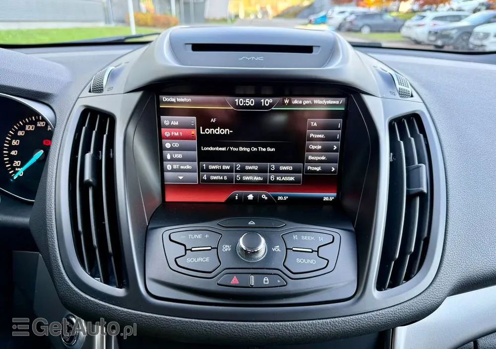 FORD Kuga 1.5 EcoBoost 2x4 Titanium