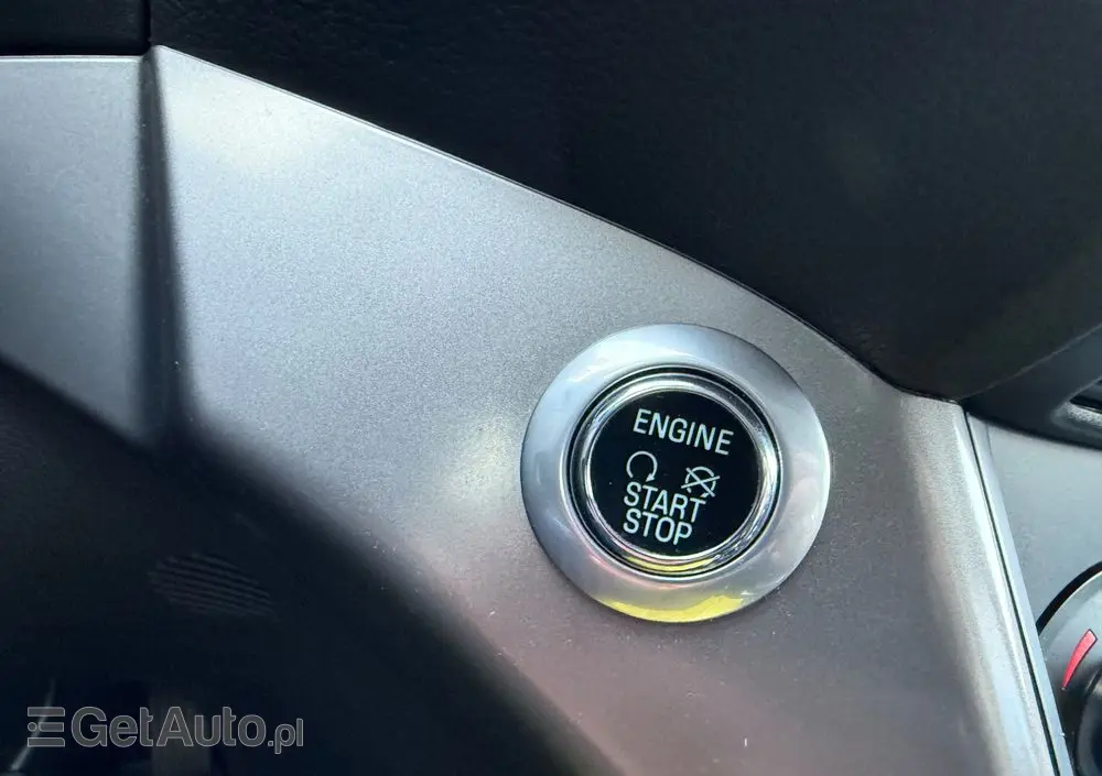 FORD Kuga 1.5 EcoBoost 2x4 Titanium