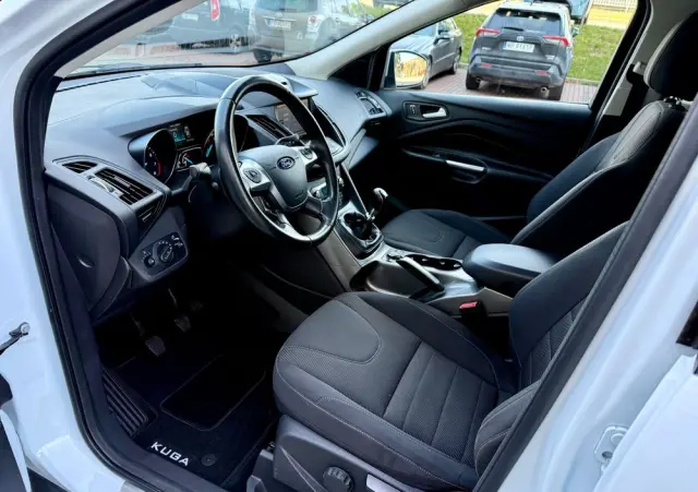 FORD Kuga 1.5 EcoBoost 2x4 Titanium