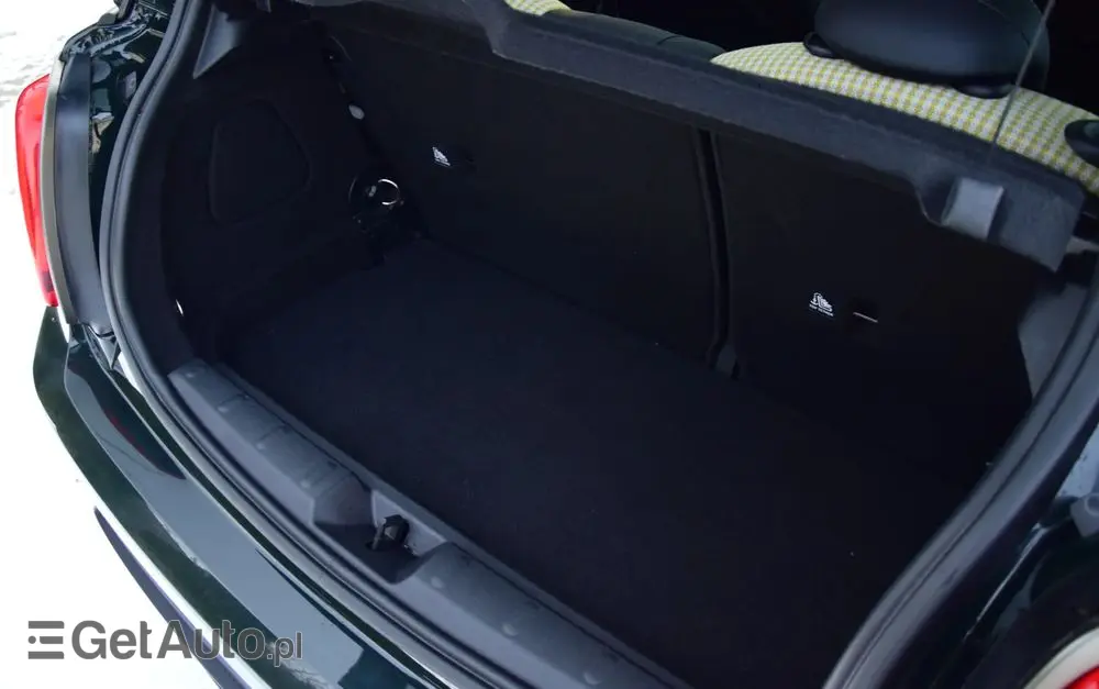 MINI Cooper SE Resolute Edition