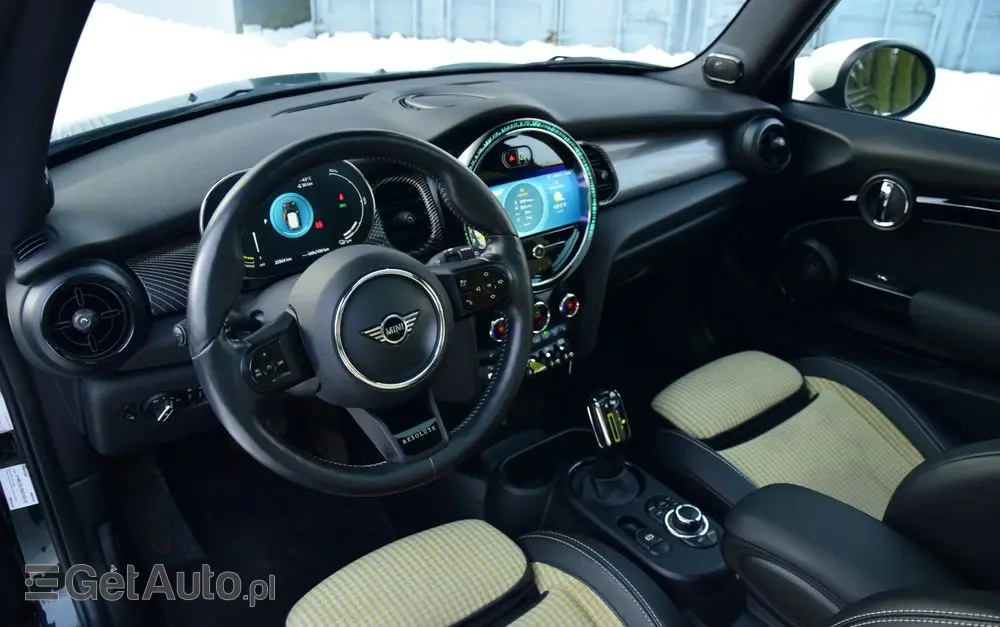 MINI Cooper SE Resolute Edition