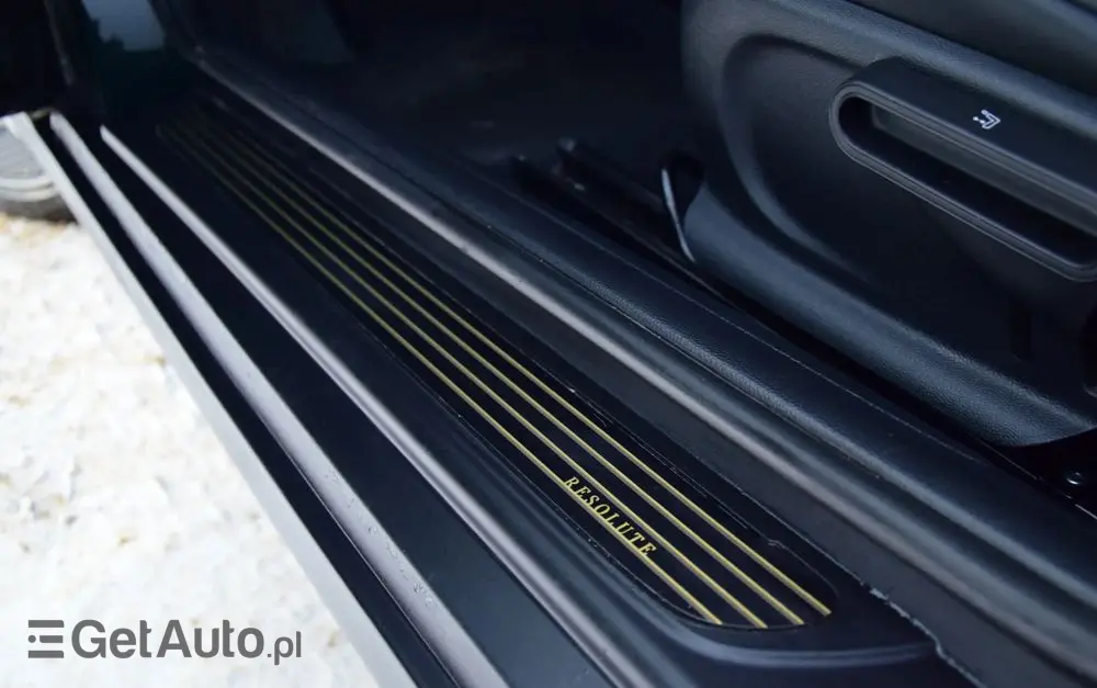 MINI Cooper SE Resolute Edition