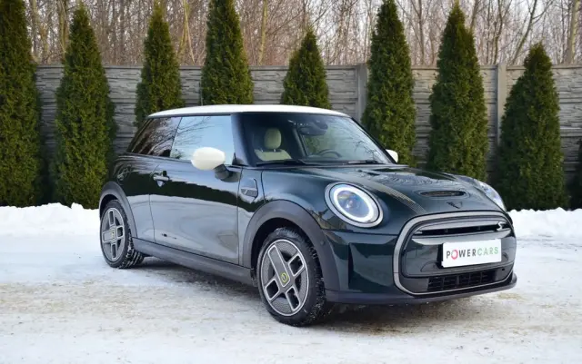 MINI Cooper SE Resolute Edition