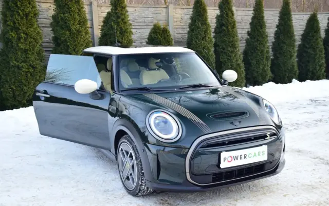 MINI Cooper SE Resolute Edition