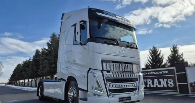 VOLVO VOLVO///FH///460///2021/// GLOBETROTTER///KLIMATYZACJA POSTOJOWA///ZABUDOWY MIĘDZYOSIOWE///WYŚWIETLACZ OBCIĄŻENIA///FULL LED///VIRTUAL COCPIT///STAN BARDZO DOBRY 