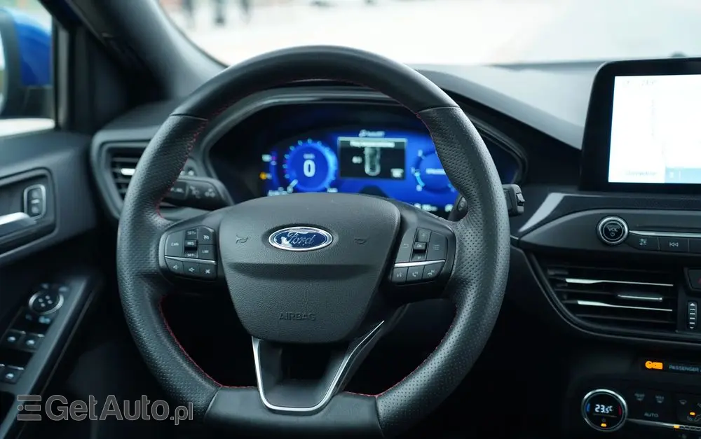 FORD Focus 1.5 EcoBlue Start-Stopp-System ST-LINE