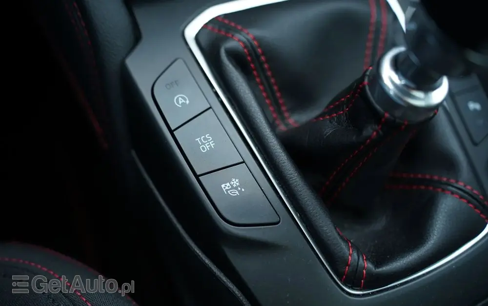 FORD Focus 1.5 EcoBlue Start-Stopp-System ST-LINE