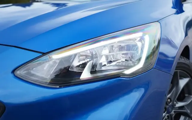 FORD Focus 1.5 EcoBlue Start-Stopp-System ST-LINE