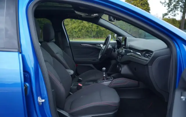 FORD Focus 1.5 EcoBlue Start-Stopp-System ST-LINE