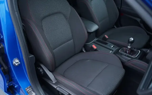 FORD Focus 1.5 EcoBlue Start-Stopp-System ST-LINE