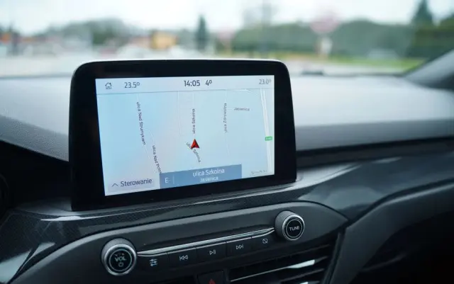 FORD Focus 1.5 EcoBlue Start-Stopp-System ST-LINE