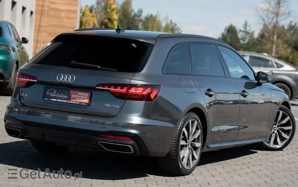 AUDI A4 Avant 35 TFSI S tronic S line