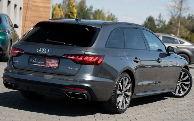 AUDI A4 Avant 35 TFSI S tronic S line