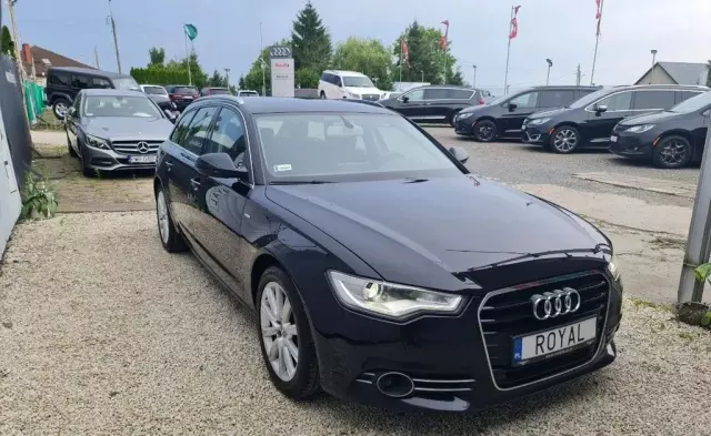 AUDI A6 