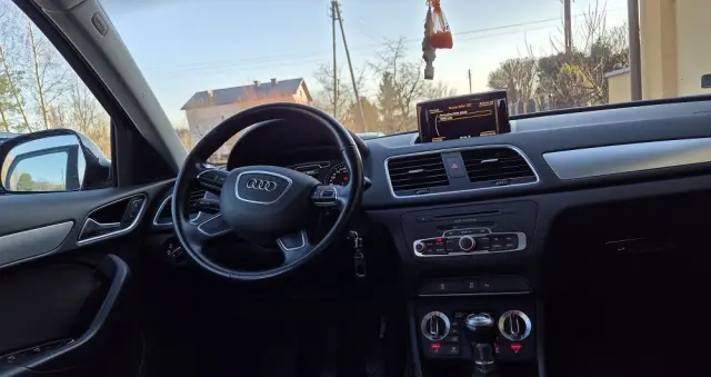 AUDI Q3 2.0 TDI Edycja Specjalna
