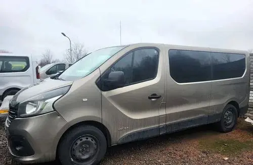 RENAULT Trafic 