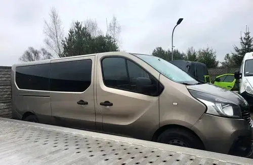 RENAULT Trafic 