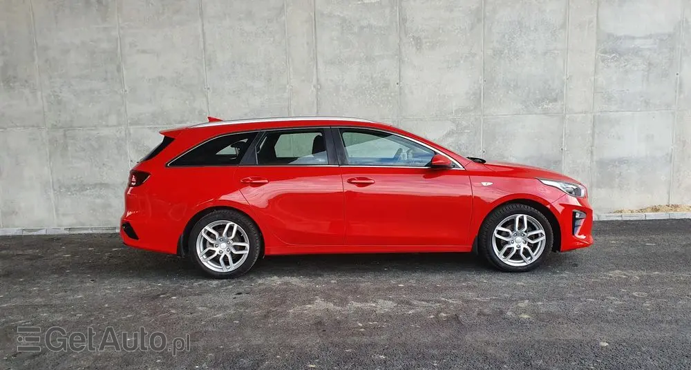 KIA Ceed 1.4 T-GDI L DCT