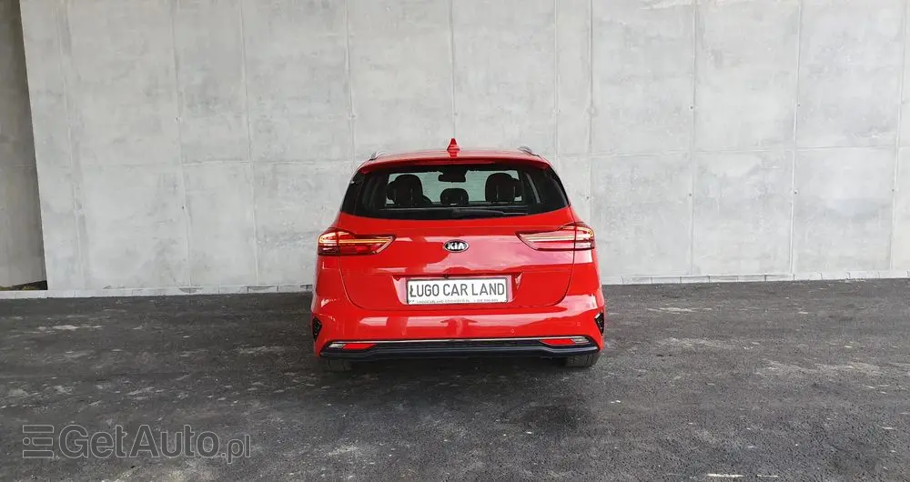 KIA Ceed 1.4 T-GDI L DCT