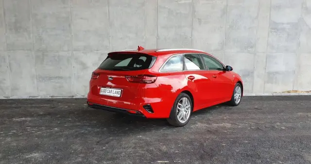 KIA Ceed 1.4 T-GDI L DCT