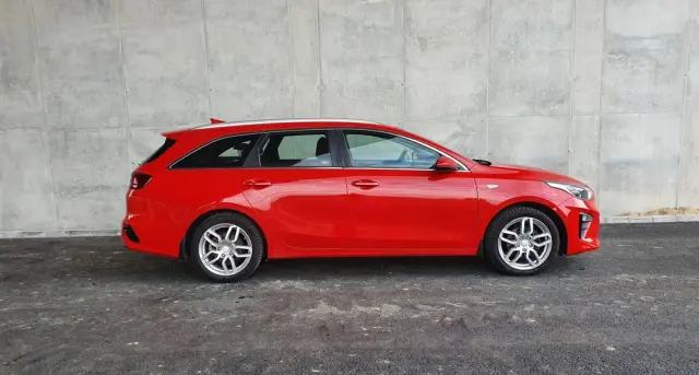 KIA Ceed 1.4 T-GDI L DCT