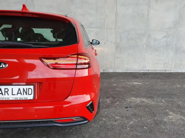 KIA Ceed 1.4 T-GDI L DCT