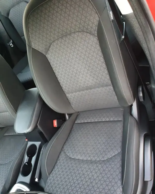 KIA Ceed 1.4 T-GDI L DCT