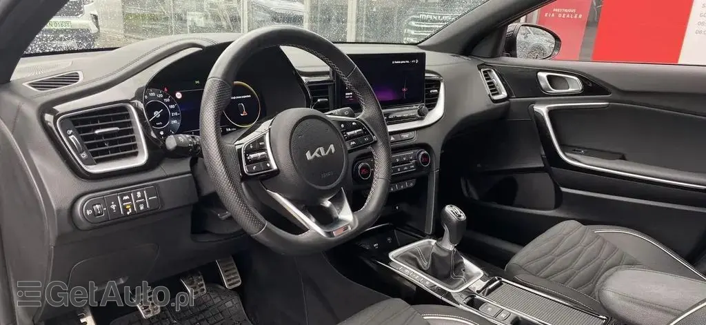 KIA Proceed 