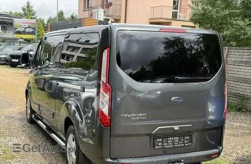 FORD Tourneo Custom 