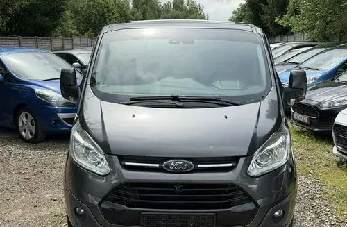 FORD Tourneo Custom 