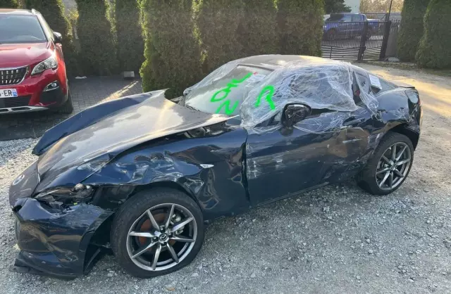 MAZDA Mx-5 
