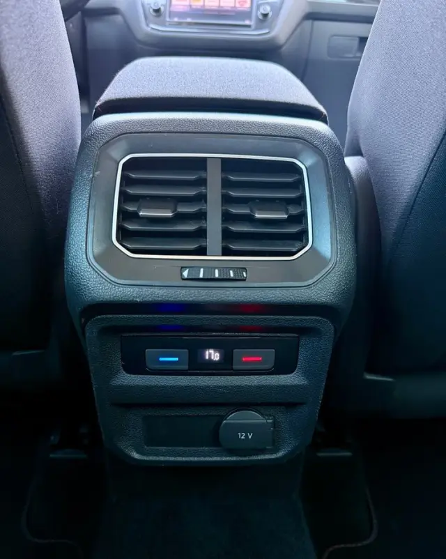 VOLKSWAGEN Tiguan 2.0 TDI SCR 4MOTION (BlueMotion Techn.) DSG Sound