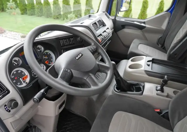 DAF LF 55.220 WYWROTKA 3-STRONNA,DMC 15000KG NISKI PRZEBIEG, STAN IDEALNY 