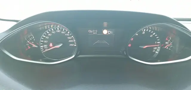 PEUGEOT 308 BlueHDi FAP 130 EAT8 Stop & Start Tech Edition