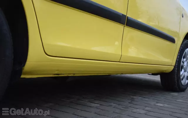 SKODA Fabia 1.2 12V Active