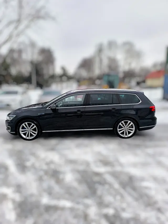 VOLKSWAGEN Passat Highline ACT DSG