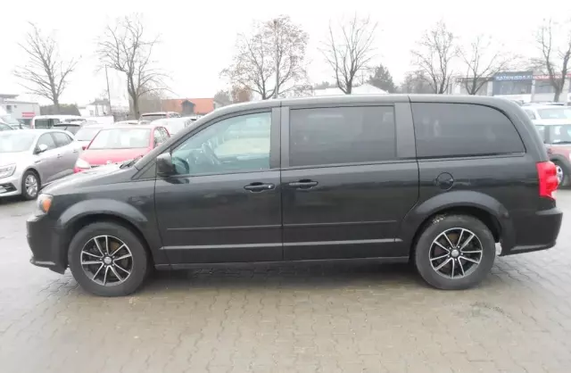 DODGE Caravan 