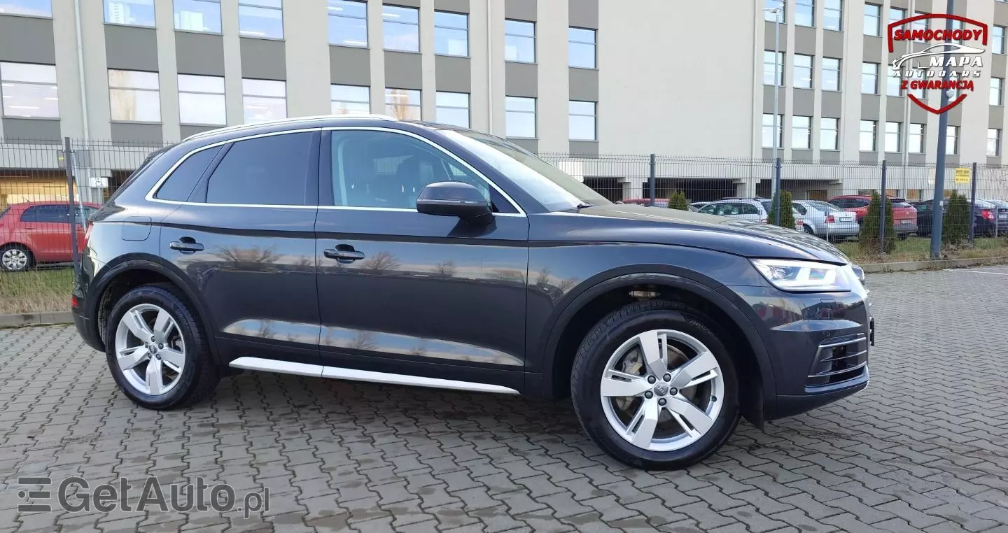 AUDI Q5 