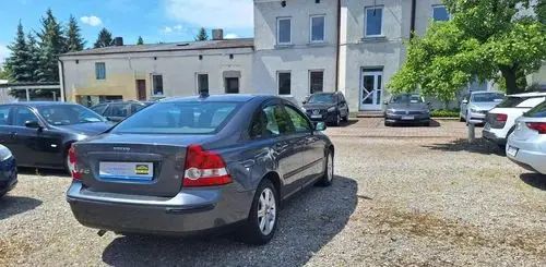 VOLVO S40 