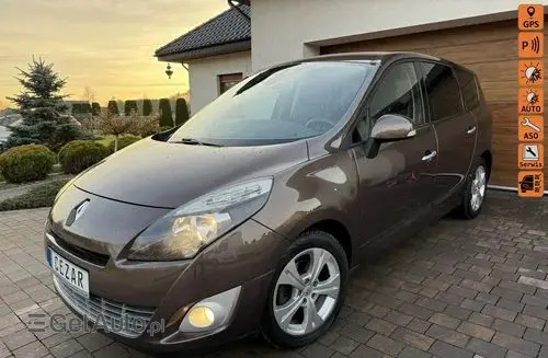 RENAULT Grand Scenic 