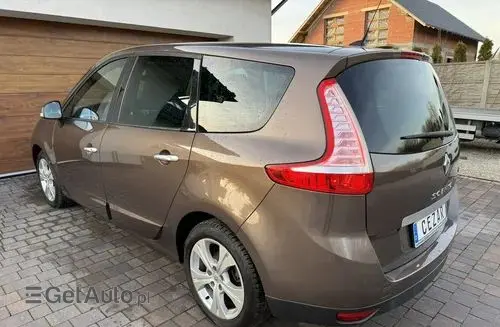 RENAULT Grand Scenic 