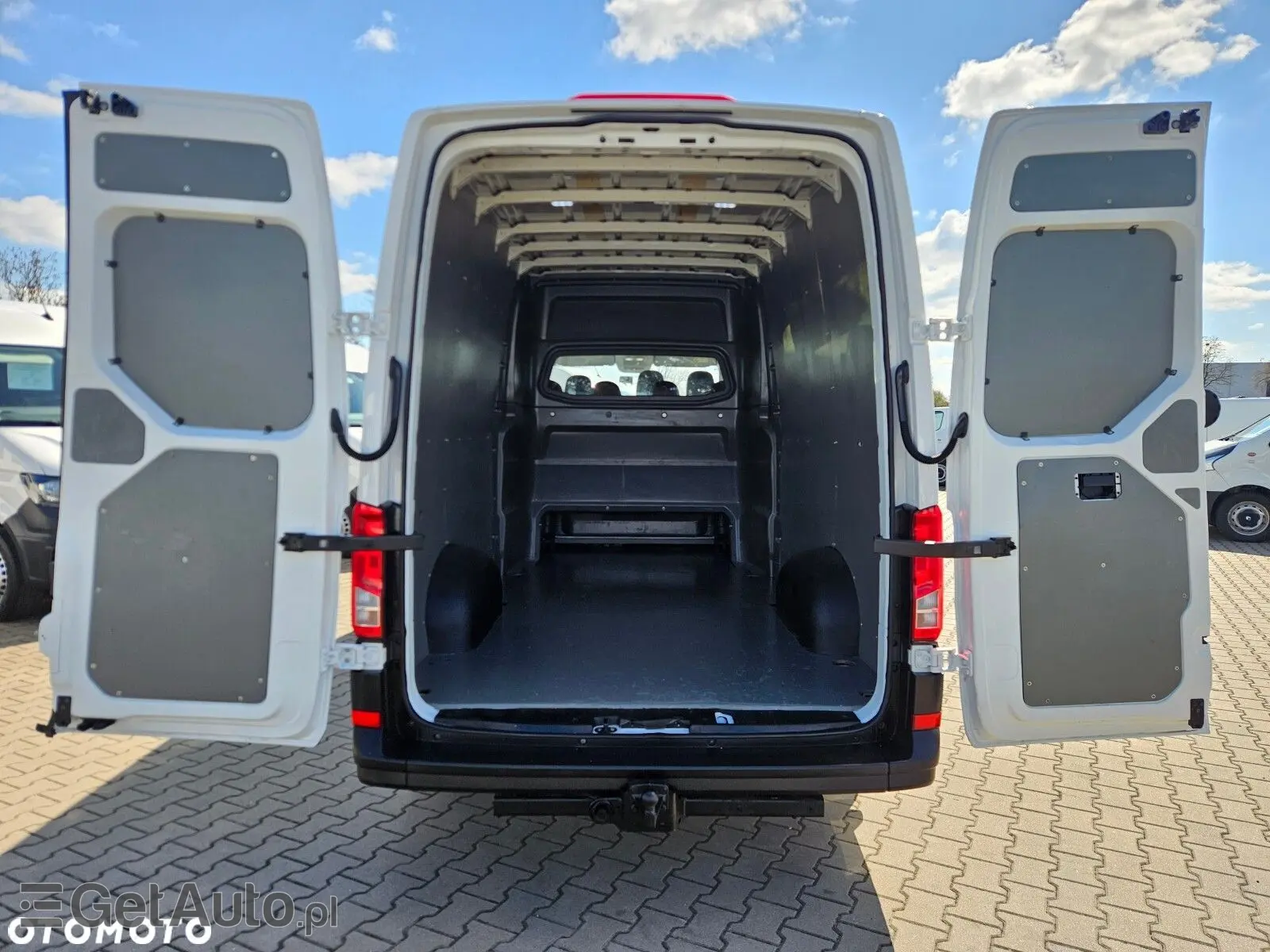 VOLKSWAGEN Crafter L