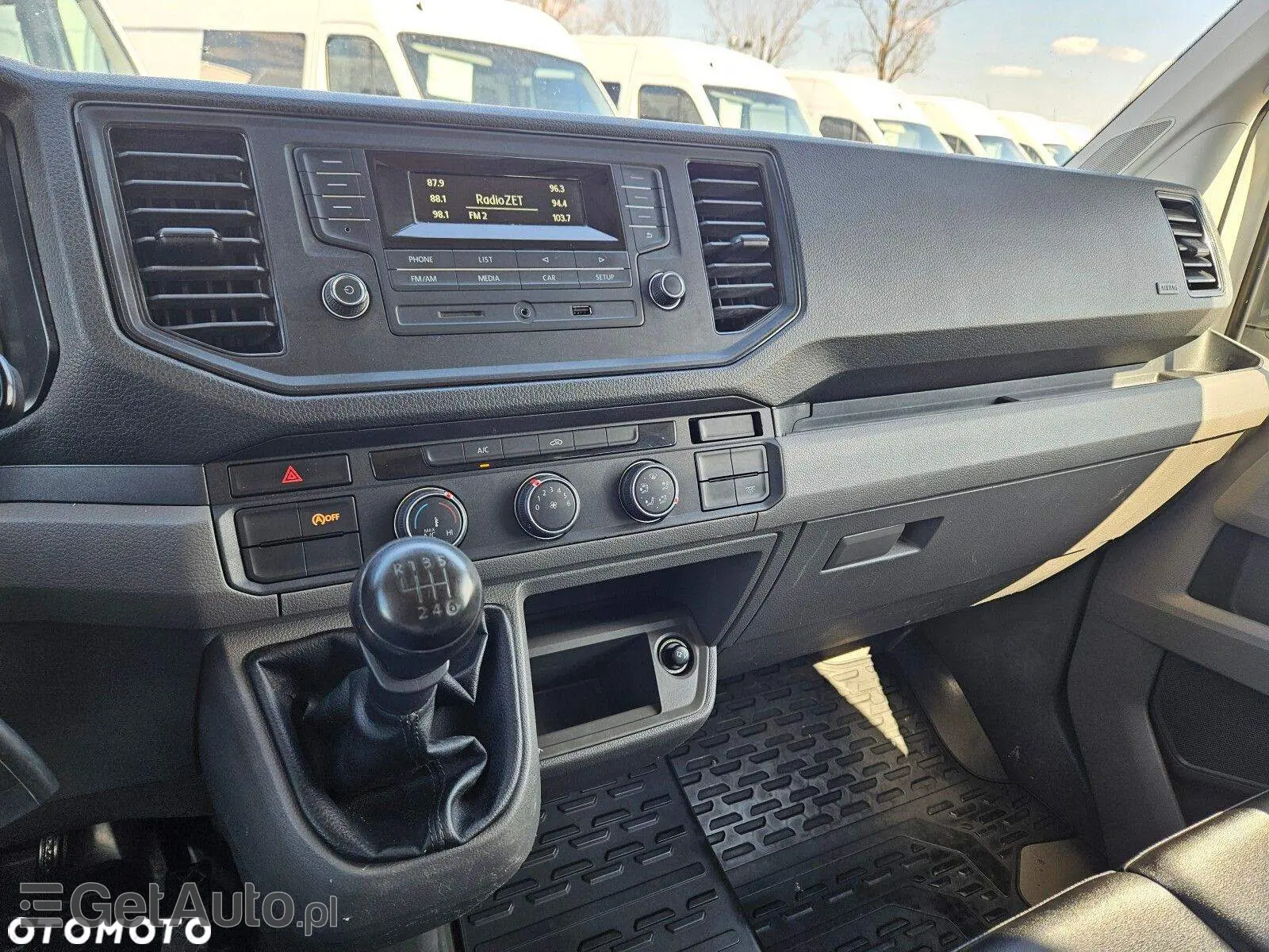 VOLKSWAGEN Crafter L