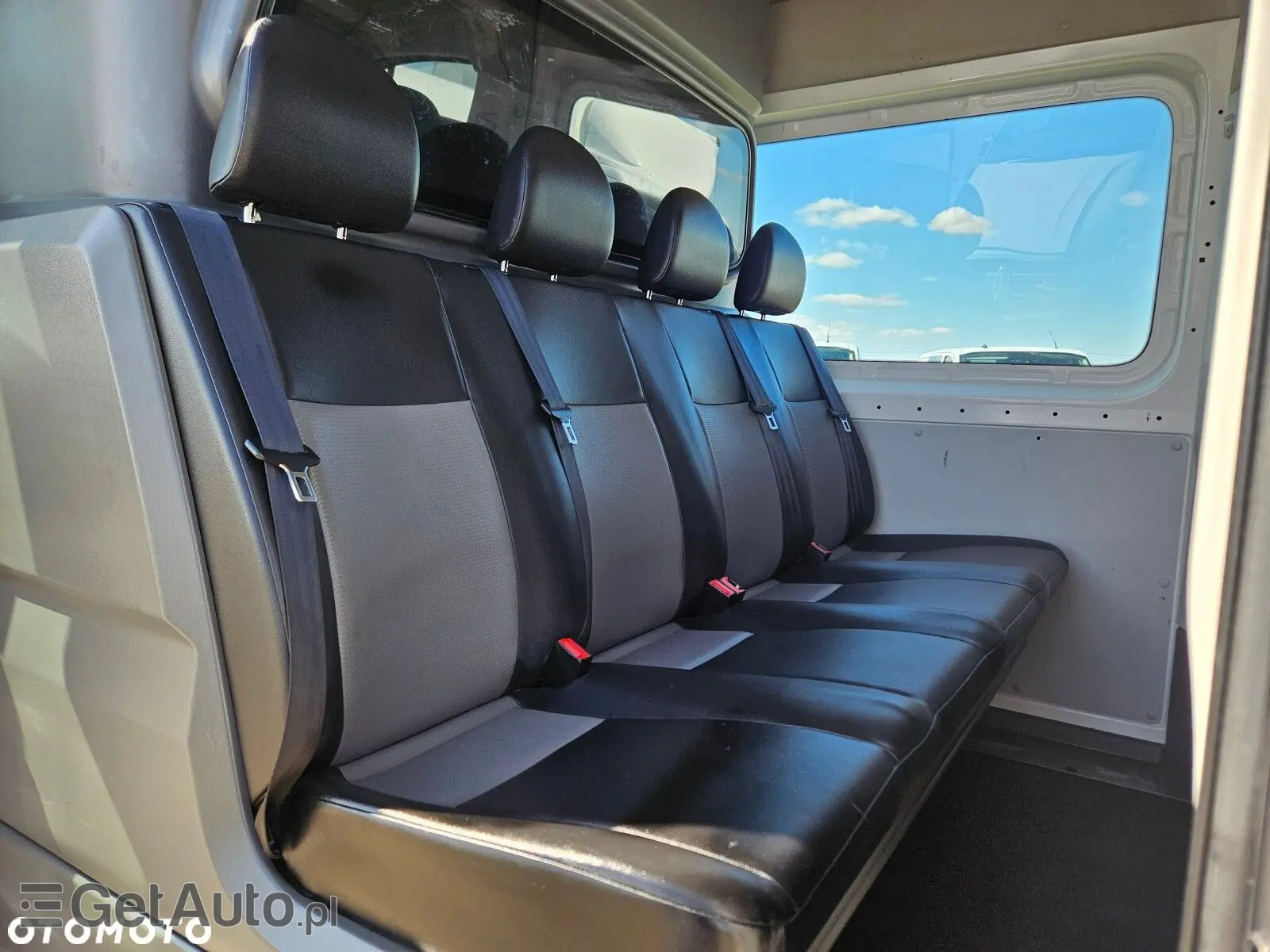 VOLKSWAGEN Crafter L