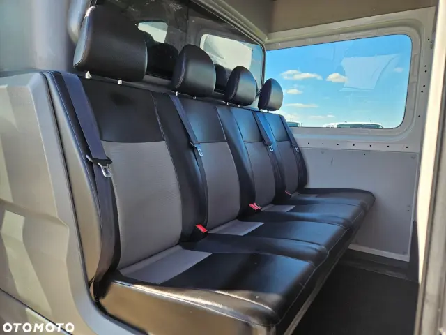 VOLKSWAGEN Crafter L