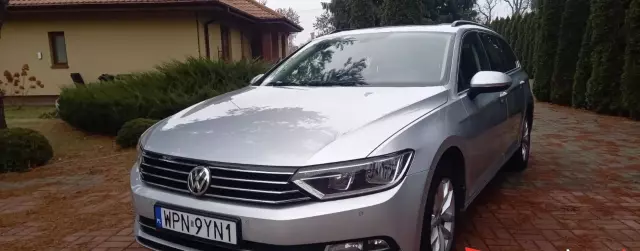 VOLKSWAGEN Passat 1.6 TDI (120 KM)