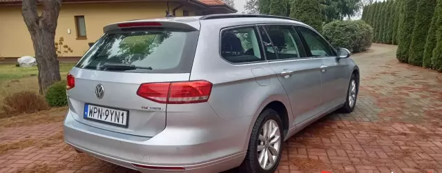 VOLKSWAGEN Passat 1.6 TDI (120 KM)