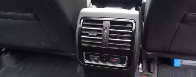 VOLKSWAGEN Passat 1.6 TDI (120 KM)